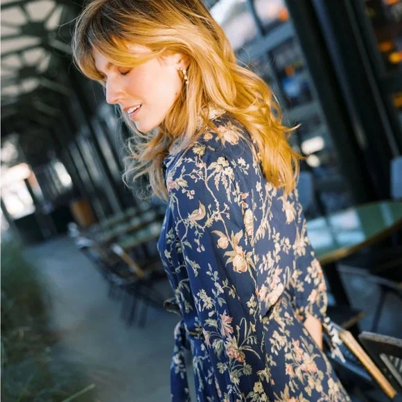 MASON'S DAUGHTER Samantha Shirtdress, Heirloom Bouquet Viscose Twill. Small NWT - Picture 3 of 5